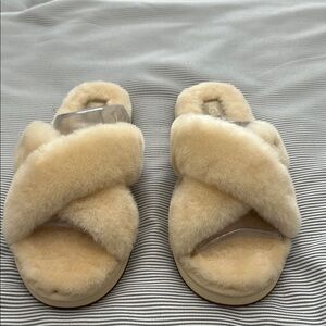 Authentic women’s Ayana Slippers.